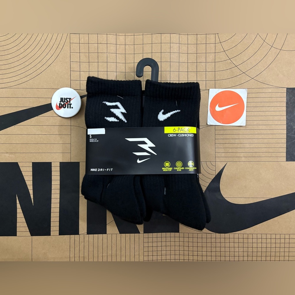 Nike dri-fit 3BRAND Performance Cushioned Crew Socks 6 pairs